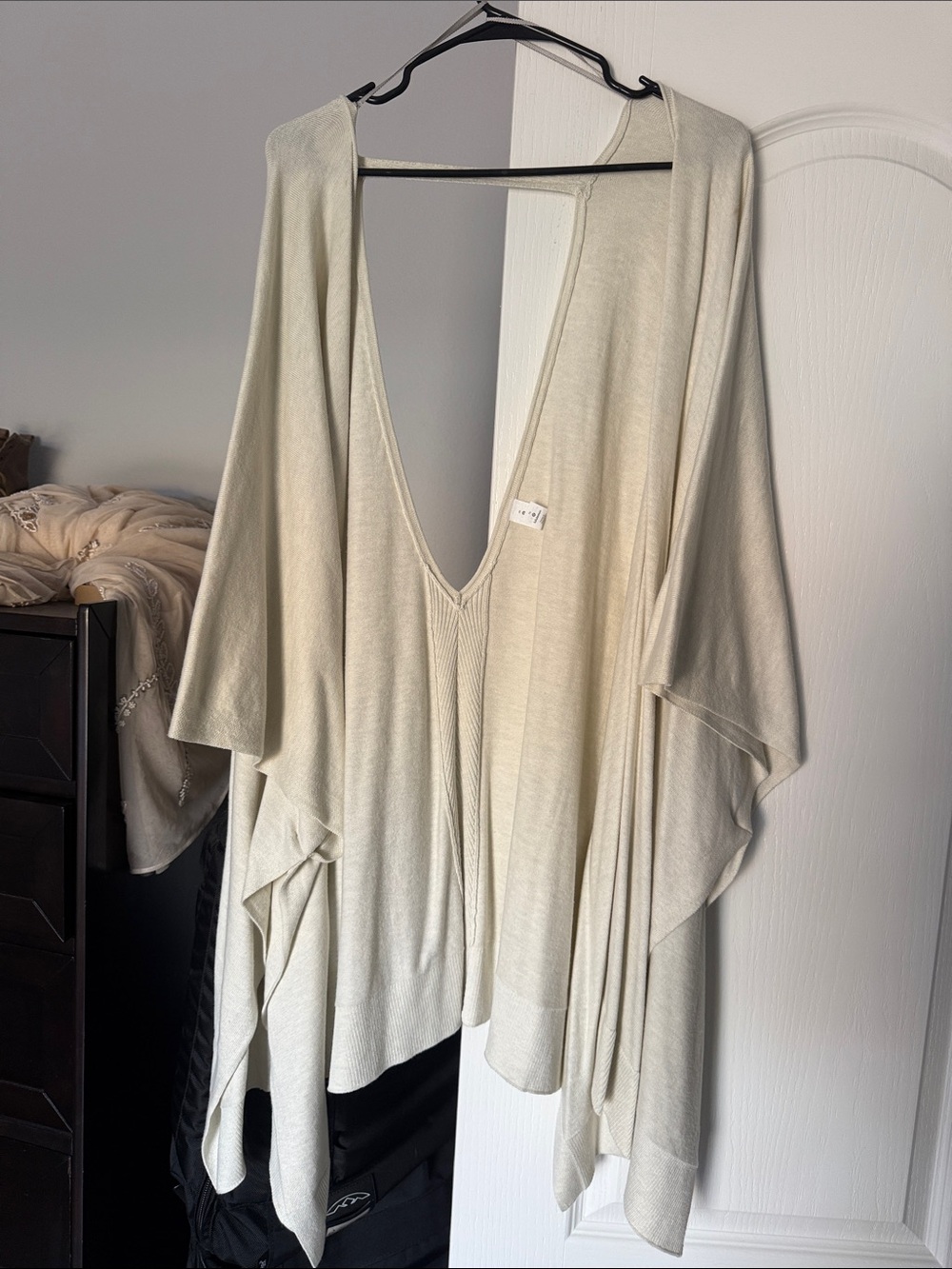 lululemon athletica Lightweight Draped Open-Front Cardigan in Cream